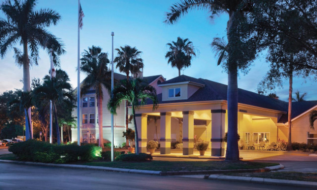 Homewood Suites by Hilton Fort Myers at Bell Tower Shops